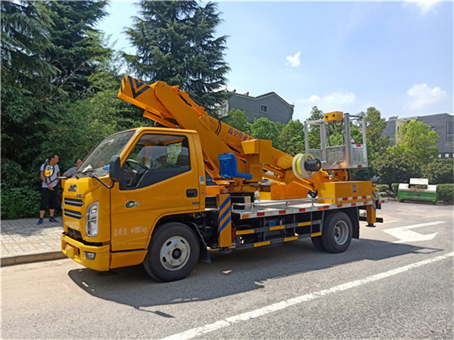 17.2米藍牌伸縮臂高空作業車-國六江鈴